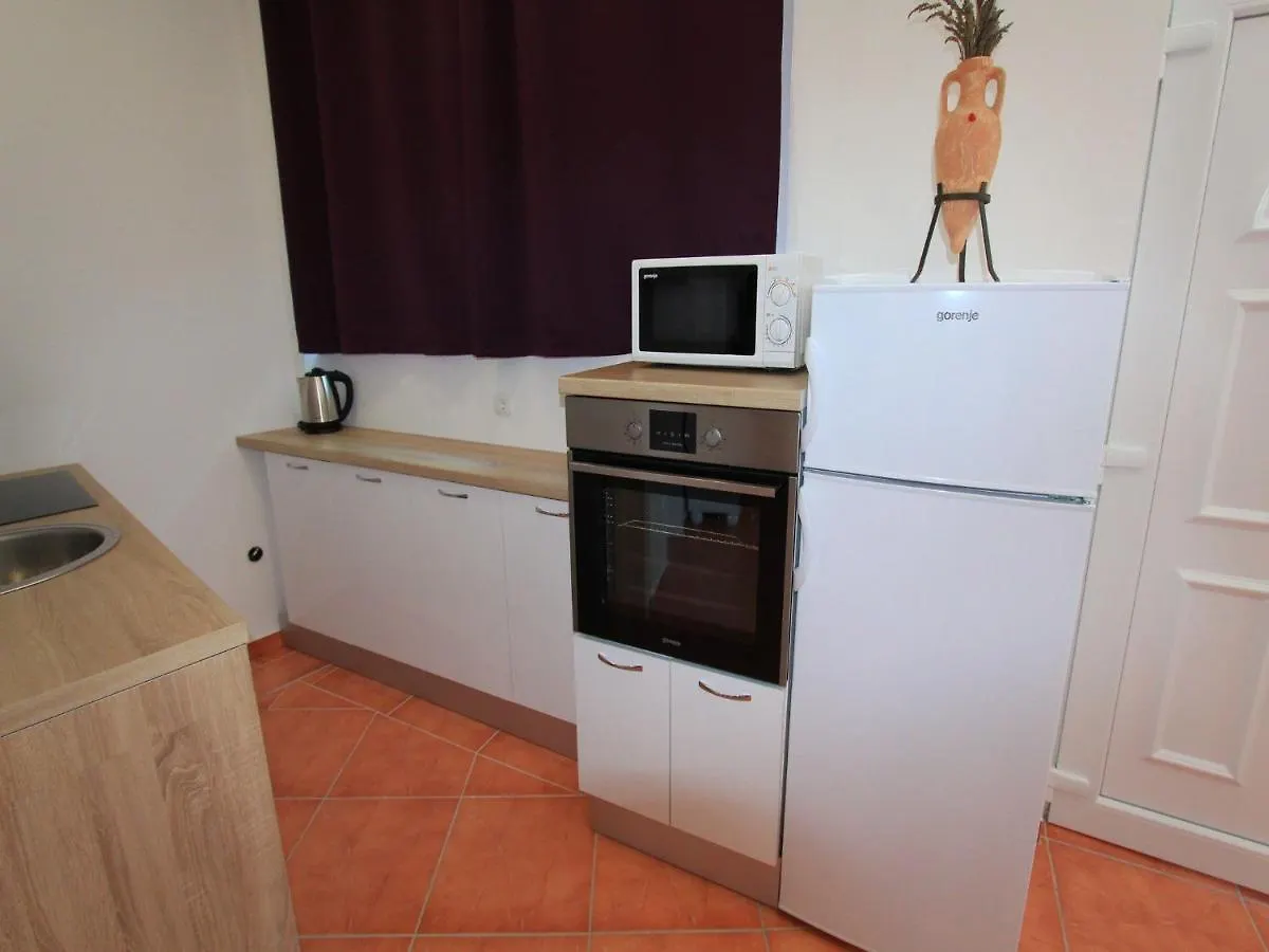 Apartments Nero Novi Vinodolski Croatia